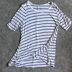 Lose fitting stipend maternity top.